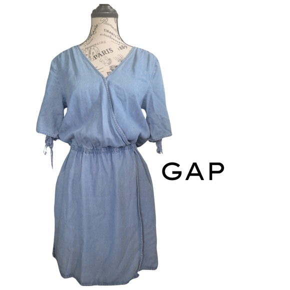 GAP DENIM DRESS SIZE XS - Picture 2 of 15